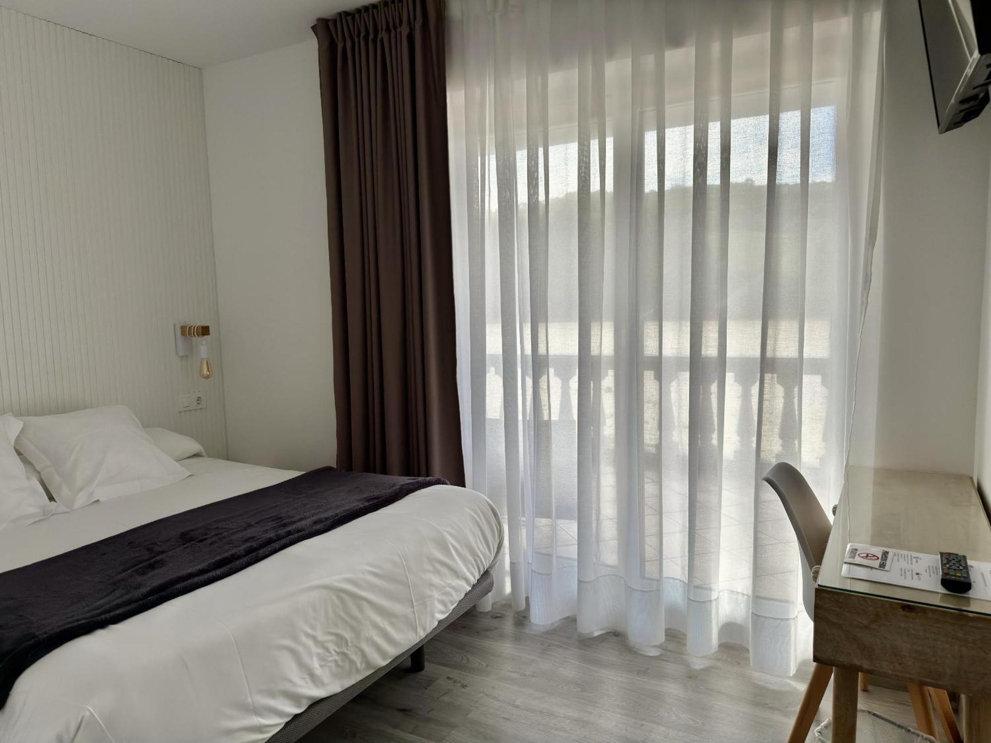 Hotel Sanmar Cóbreces Esterno foto