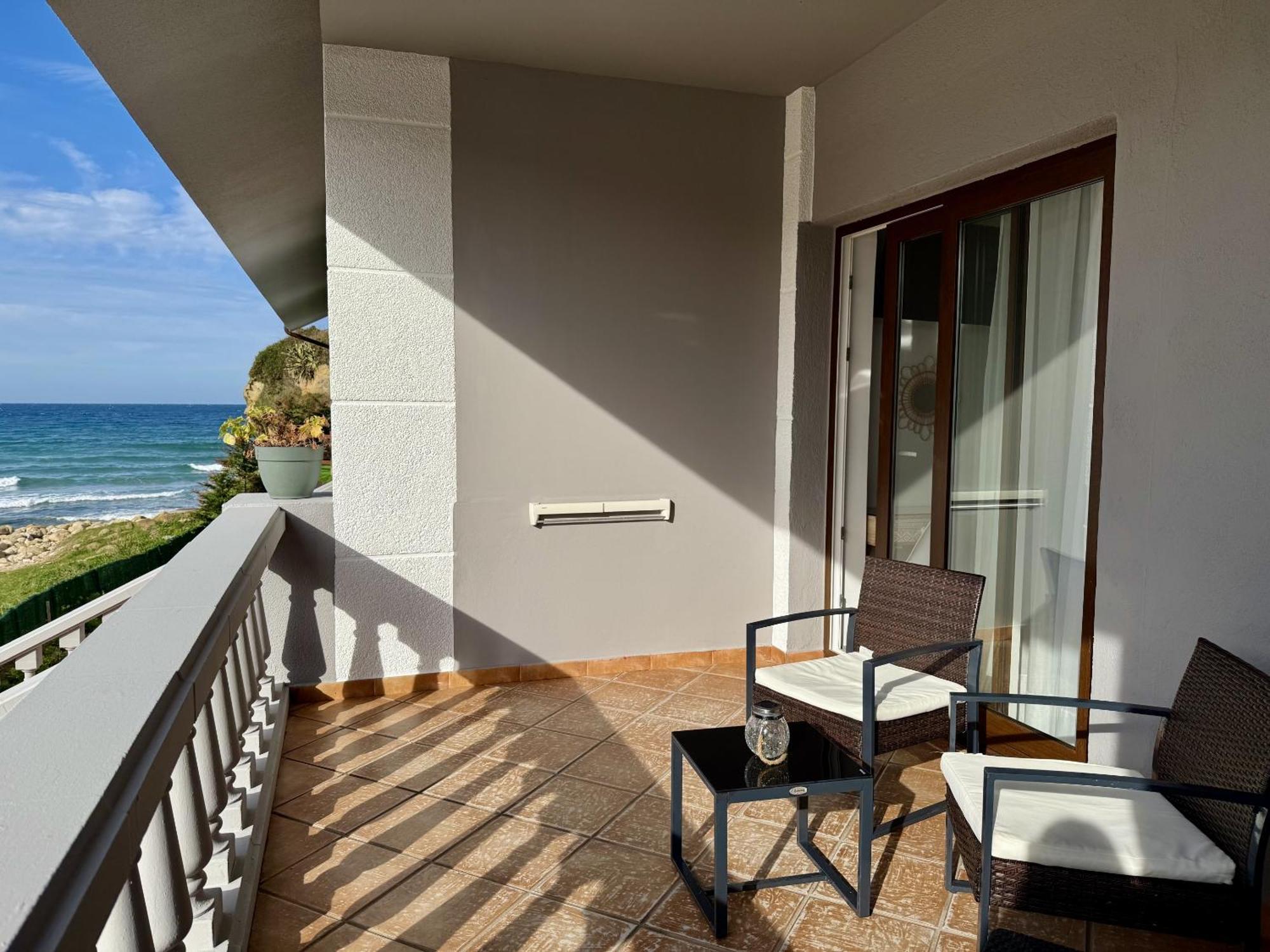 Hotel Sanmar Cóbreces Esterno foto